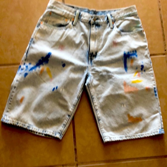 Levi shorts - Picture 1 of 3